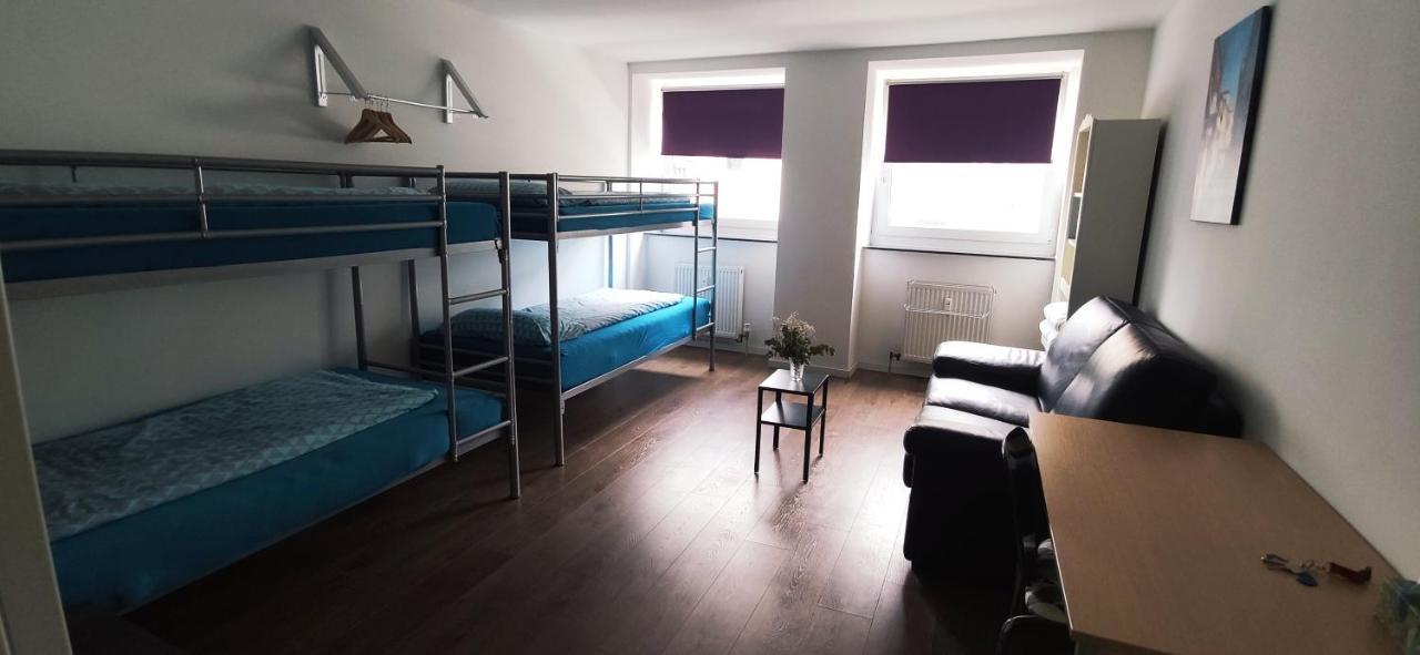 Full Flat 3 Bedrooms Saarbrucken Center -11 People Екстериор снимка